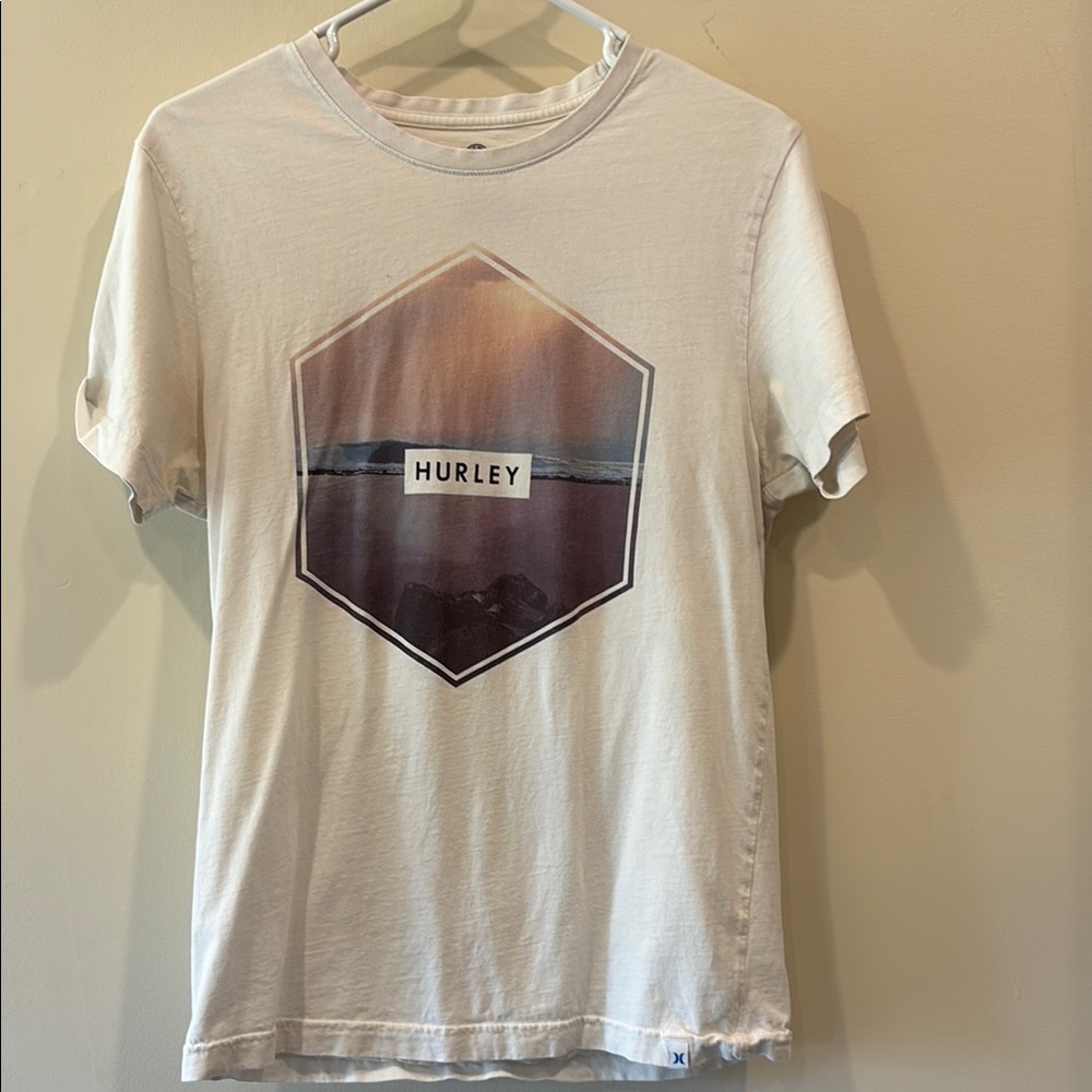 Hurley Men’s Graphic T-Shirt
